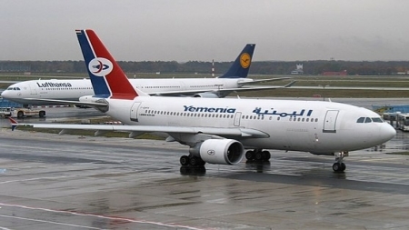 نقابات "الخطوط اليمنية" تدعو إلى تحييد الشركة عن التجاذبات السياسية