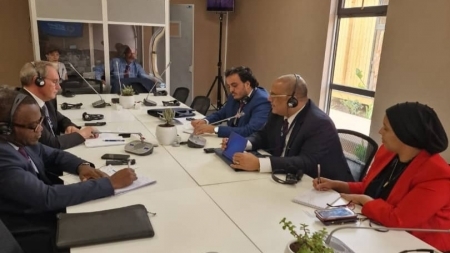 وفد حكومي يبحث دعم دولي لمشاريع الطاقة في اليمن