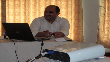 مطالبات حقوقية للمجتمع الدولي بإنقاذ التربوي مجيب المخلافي قبل أن يلاقي مصير زميله صبري الحكيمي