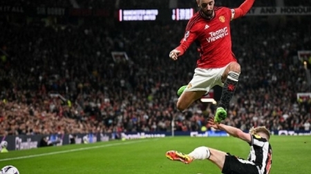 مان يونايتد يهزم نيوكاسل ويعزز آماله بالتأهل لبطولة أوروبية