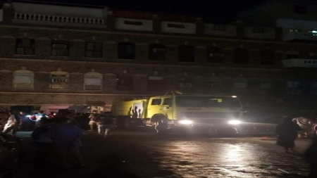 انهيار منزل على رؤوس ساكنيه في عدن