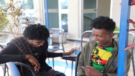 "الهجرة الدولية" تعلن إعادة أكثر من 2600 مهاجر أفريقي في اليمن إلى بلدانهم